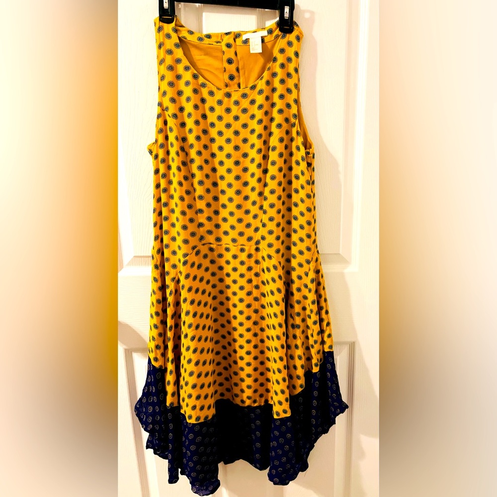 Women’s sleeveless dress, high low, H&M, size 8, soft polyester with lining